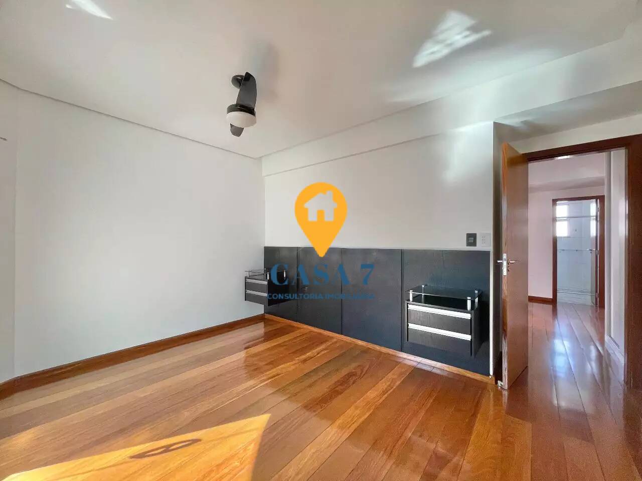 Apartamento à venda com 4 quartos, 125m² - Foto 8