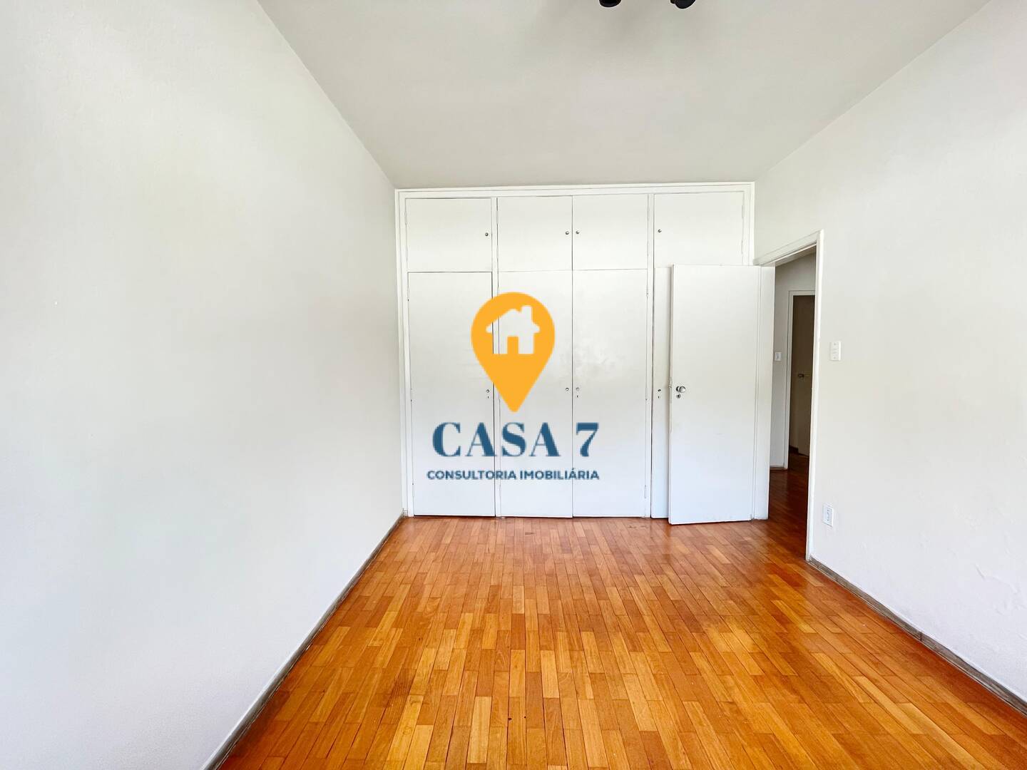 Apartamento à venda com 4 quartos, 170m² - Foto 10